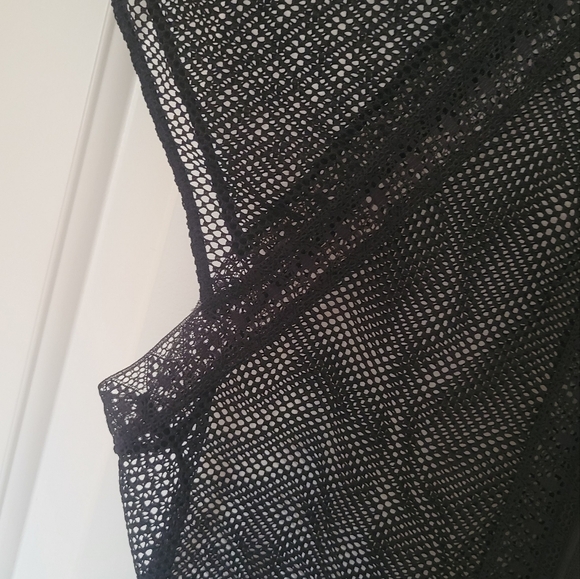 🖤 Victoria’s Secret Black Lace Top – Sexy & Elegant Women's Blouse - Picture 5 of 7